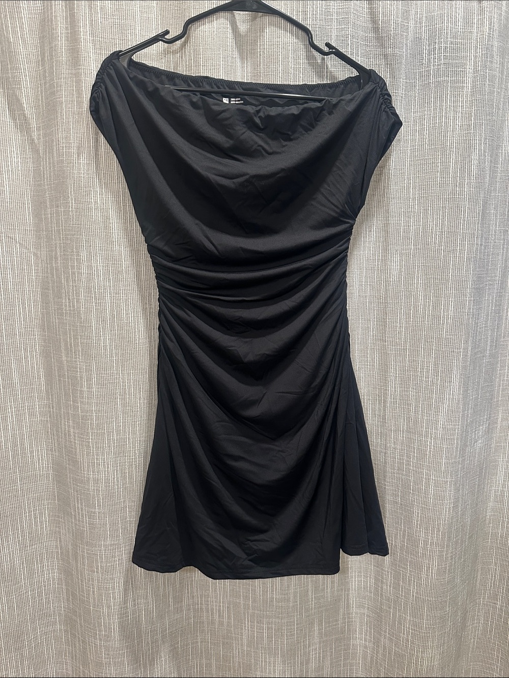 Women's Black Off-Shoulder Ruched Dress